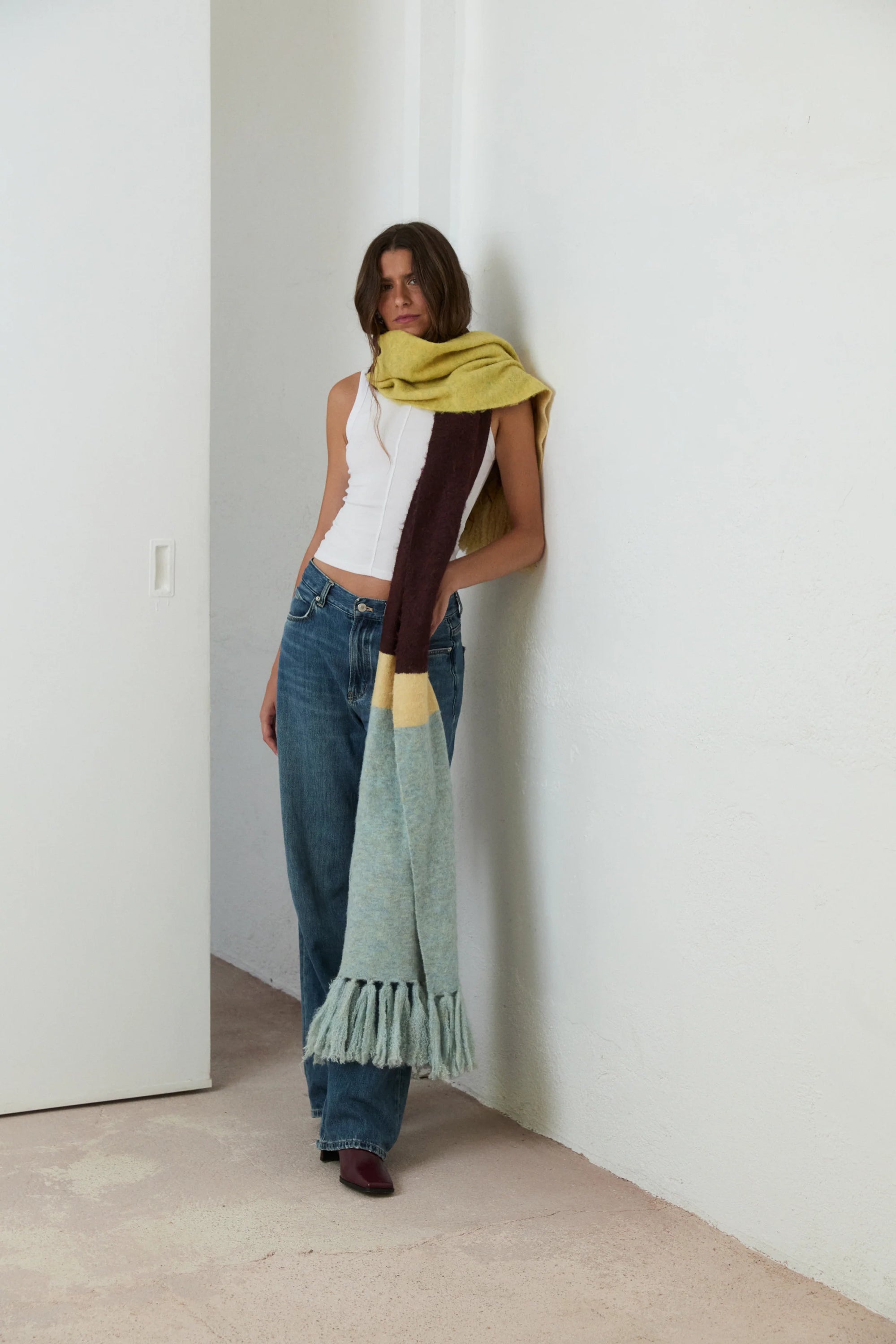 MIM. Bufanda ova berenjena.